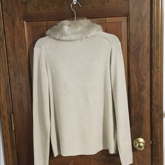 Cardigan, faux fur collar, oatmeal color. EUC - Picture 4 of 4